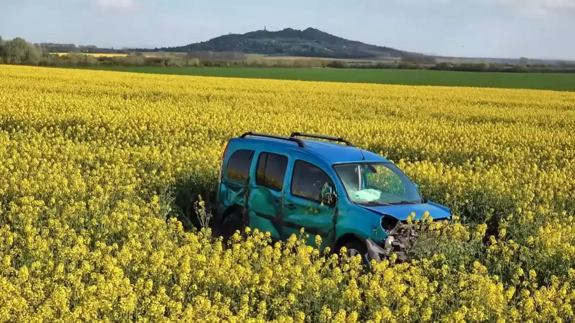 Repceföldre repült Celldömölknél egy Renault, videón az ijesztő baleset