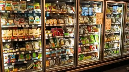 Meg kell őrizni a hazai termékek arányát a boltokban