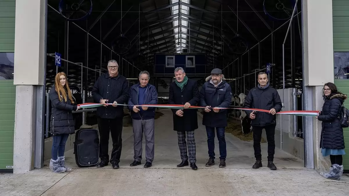 Giga beruházás valósult meg Körmenden  – A DeLaval berendezések új szintre emelik a tartás- és fejéstechnológiát