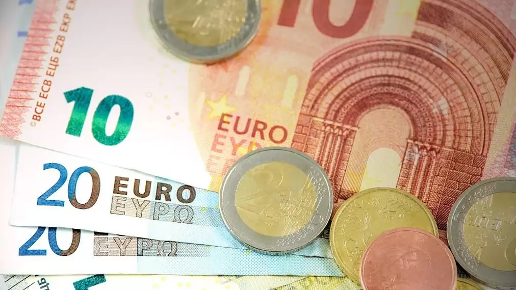 Huszonöt éves az euró