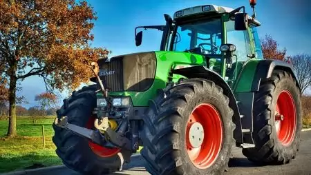 Újabb gazdatüntetés a határnál