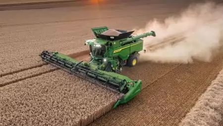 Új szint felállítása az automatizált betakarításban és termelékenységben – A John Deere bemutatja az új S7 kombájnokat