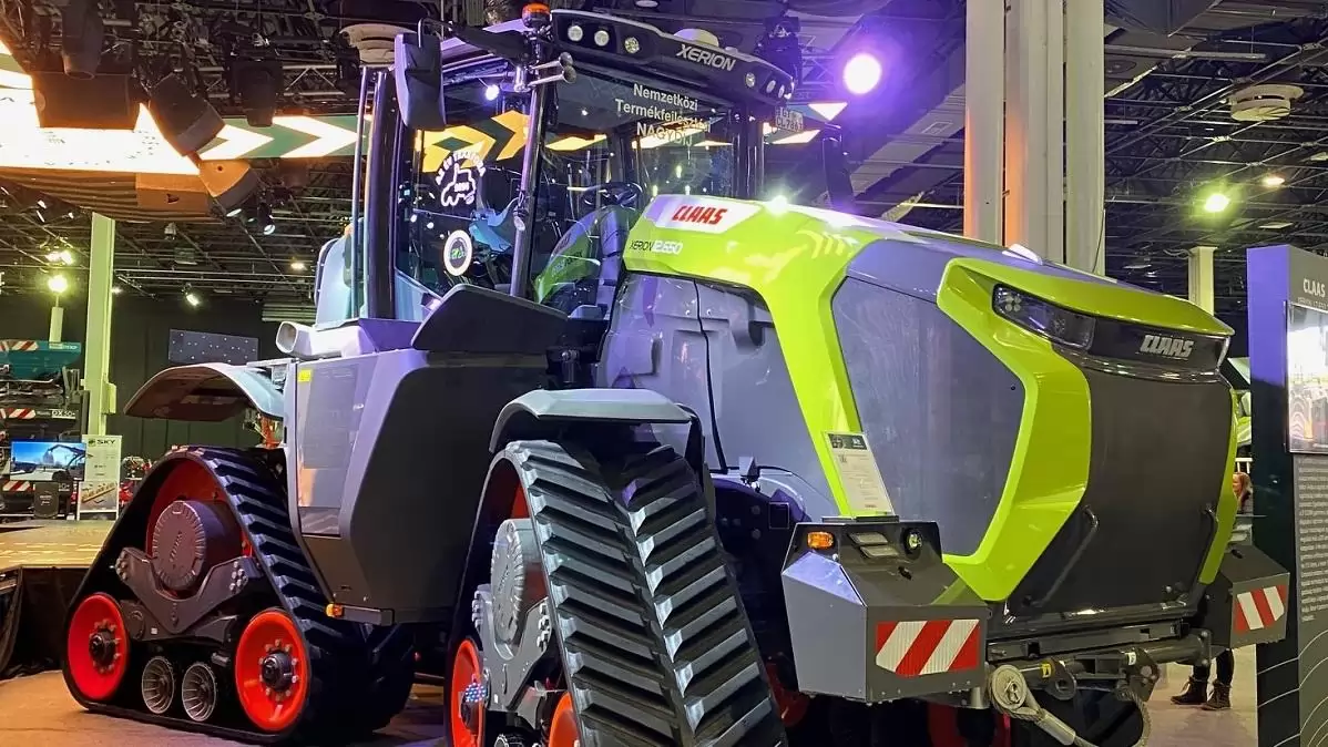 Mélyponton a traktorpiac