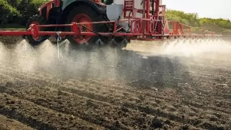 Folyékony alaptrágyázás – súlyos aszály után!