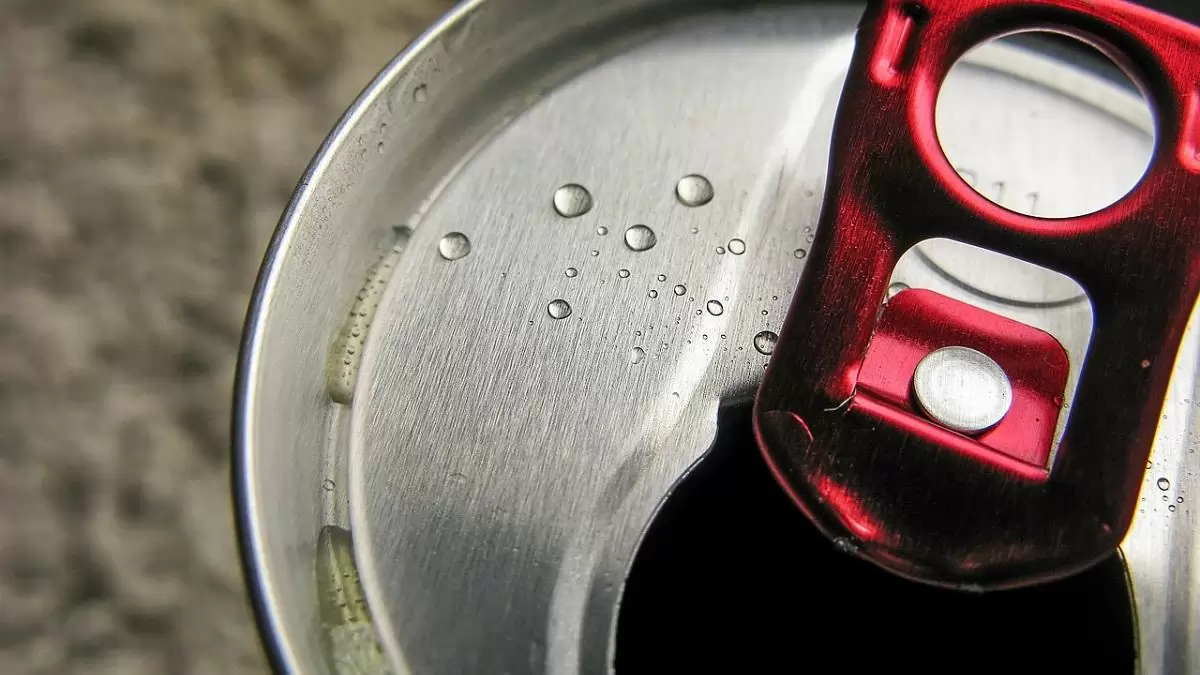 Lendület a dobozból: a Szupermenta energiaitalokat tesztelt