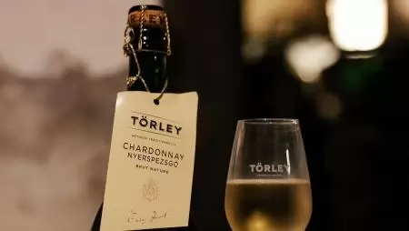Drónos növényvédelem, robottal forgatott pezsgő, karbonmentesség: újít a Törley