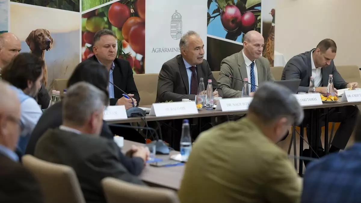 A kihívások során is számíthatnak a gyümölcstermesztők a kormányra