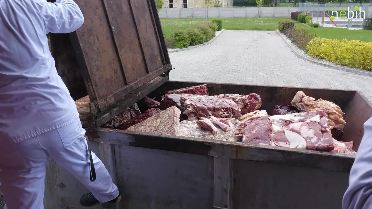 Egy hajmáskéri üzemből 3,4 tonna élelmiszert vont ki a hatóság