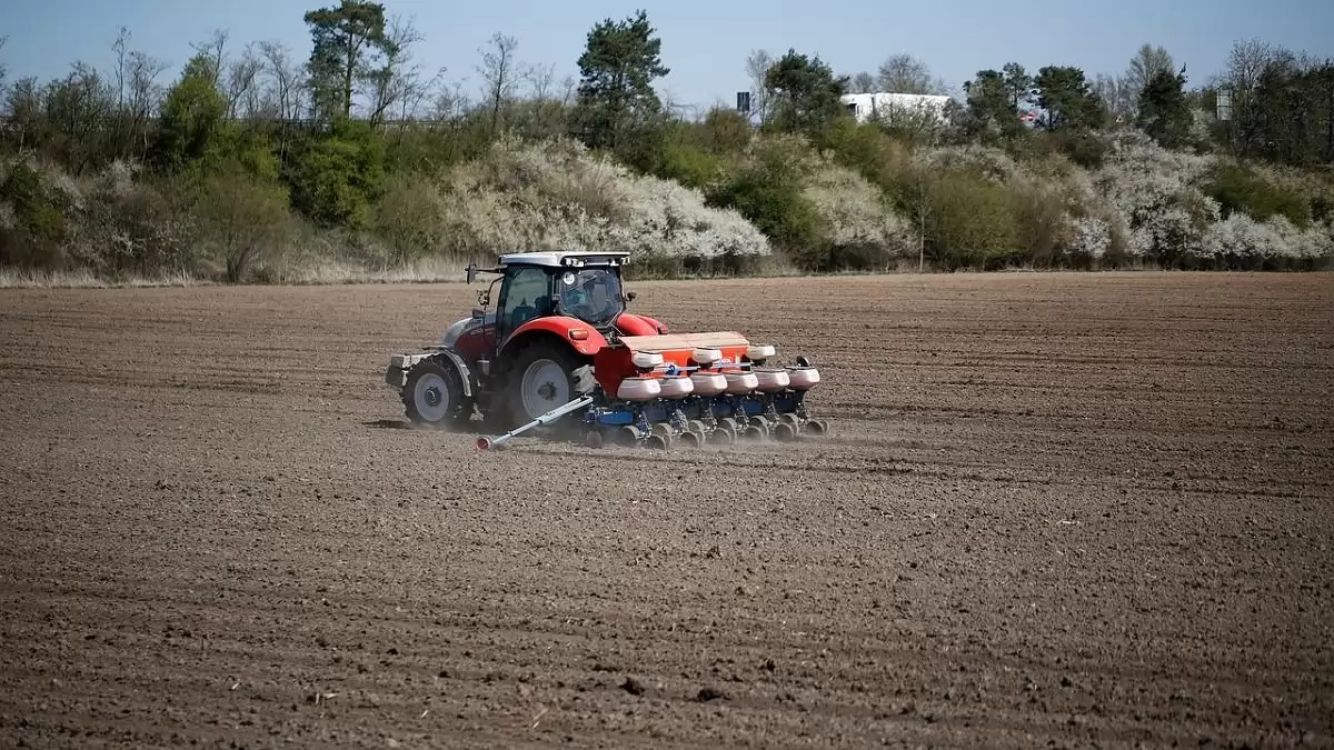 A tavaszi mezőgazdasági munkák májusban szinte már véget értek  