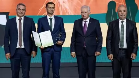 Dr. Riczu Péter, a KITE Zrt. munkatársa az „Év szaktanácsadója” díj kitüntetettje