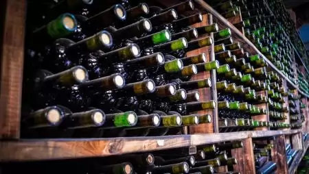 Borcsomag – A Mezőgazdasági Bizottság tisztázza a borágazatra vonatkozó szabályokat