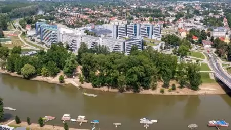 Nemzetközi rangsor: nagyot lépett előre a Széchenyi István Egyetem a QS fenntarthatósági listáján