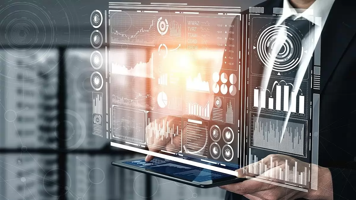 A médiahájp vagy a fanyalgás legalább annyira formálja az MI jövőjét, mint maga a technológia