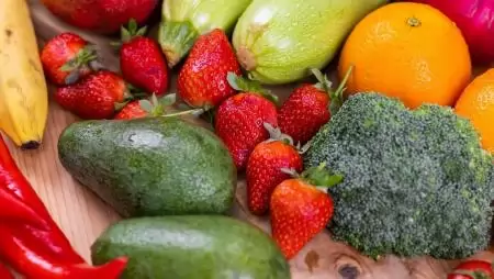 Rendkívül bizonytalan év elé néz az európai zöldség-gyümölcs ágazat 