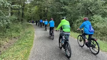 Tavasz végére felújított erdei úton tekerhetnek a kerékpárosok Visegrád–Pap-rét között