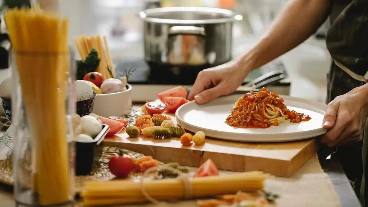 Gasztronómiai innovációk és hagyományok: X. Közétkeztetési Szakácsverseny a SIRHA-n