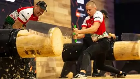 Budapestre érkeznek a világ legkeményebb sportfavágói