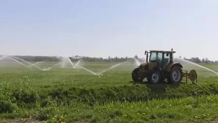 Újabb öntözésfejlesztési beruházásokat támogat a kormány