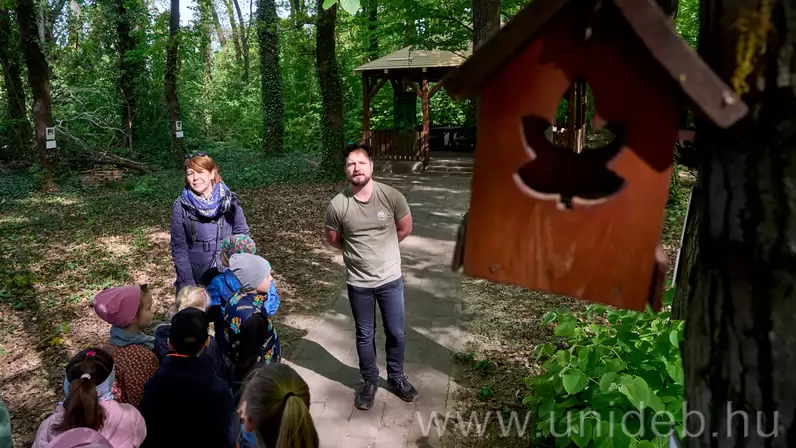 Tíz éves az Egyetemi Madárbarát Mintakert