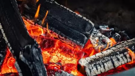 Tűzgyújtási tilalom lép életbe két vármegyében