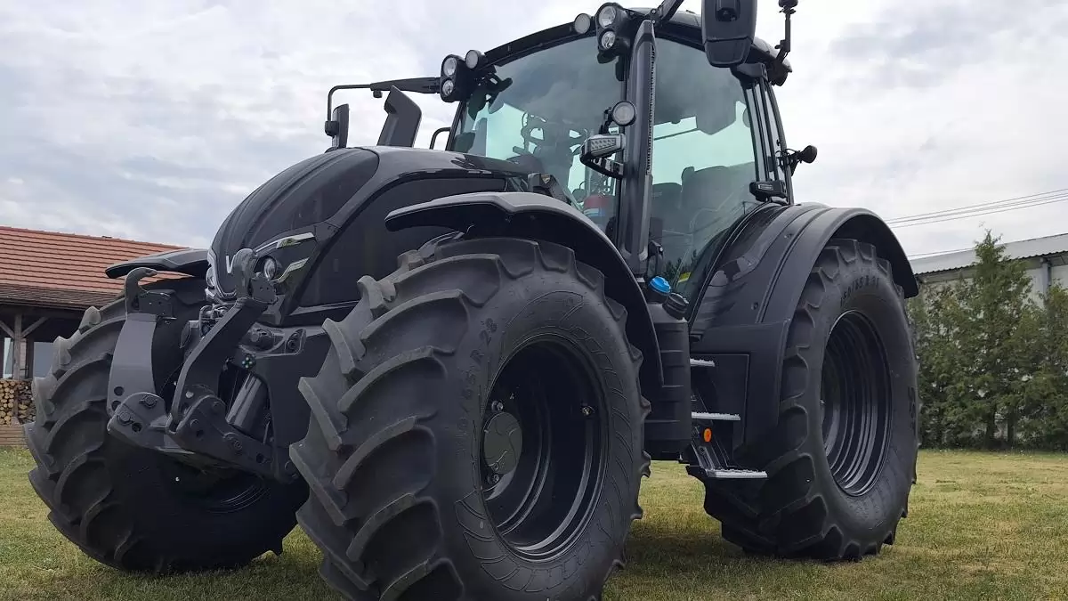 Csak precízen! – Terepszemlén: Valtra N155e Direct