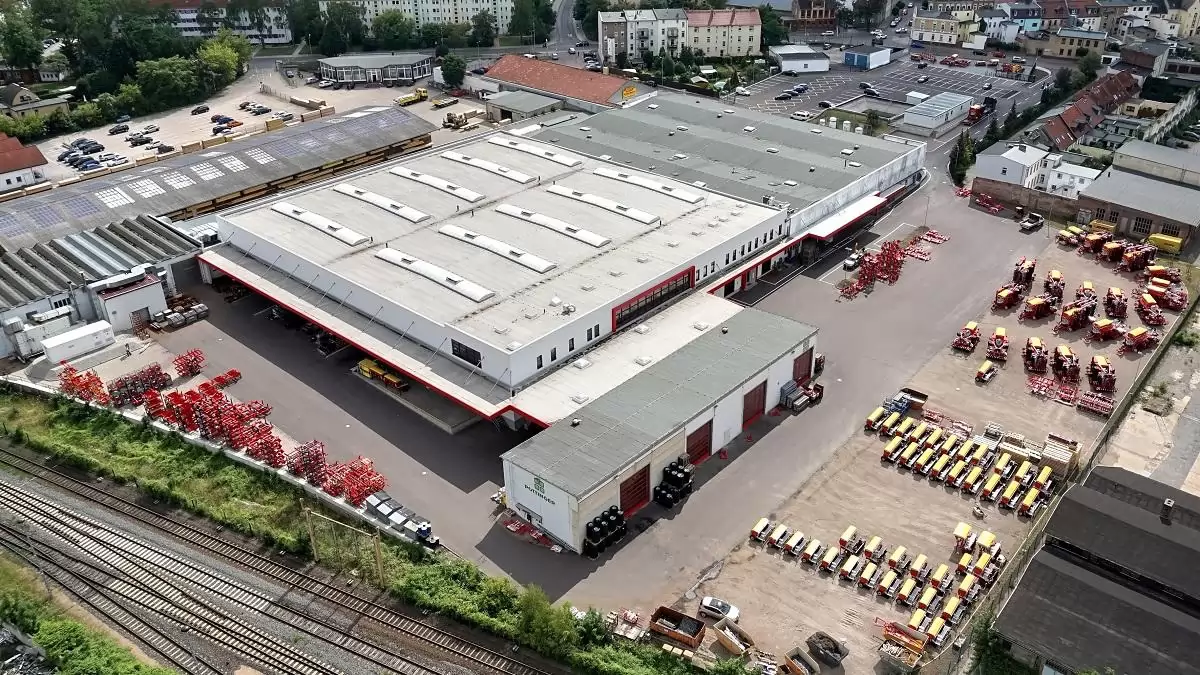 Olyan gépeket gyártani, amelyek megkönnyítik, hatékonyabbá és sikeresebbé teszik a gazdák életét.