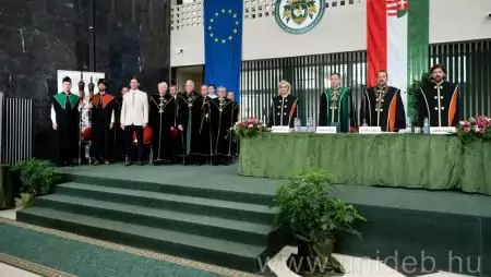 Jubileumi diplomákkal ismerték el az agrárszakemberek pályafutását