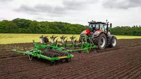 Új AMAZONE Teres 300 Onland függesztett váltva-forgató eke