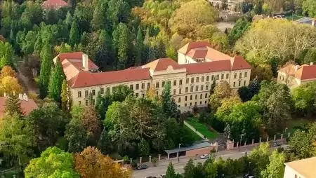 Kiválóság a fenntarthatóságban - újra az élvonalban a Soproni Egyetem a THE rangsorában