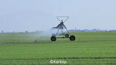 Októberi öntözés - NapiKép 2023.10.13.