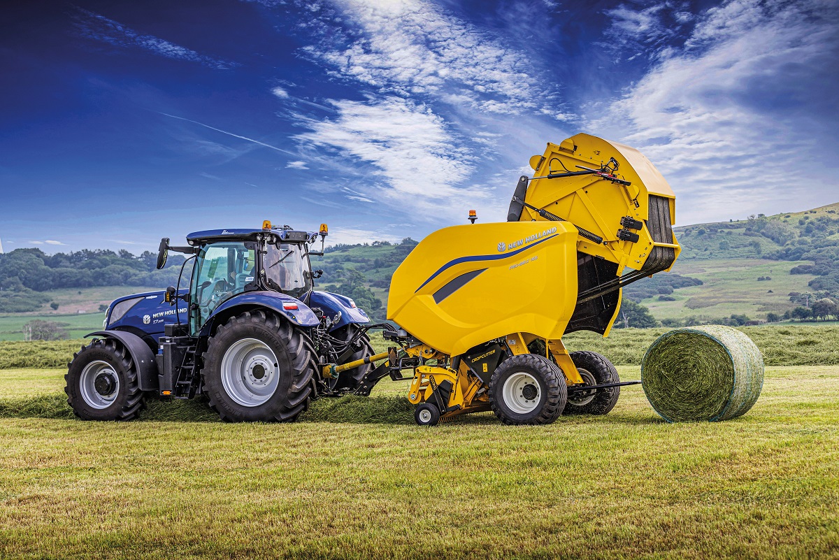P&aacute;rizsban par&aacute;d&eacute;zott a New Holland, tengernyi &uacute;jdons&aacute;ggal jelentkezett a SIMA ki&aacute;ll&iacute;t&aacute;son