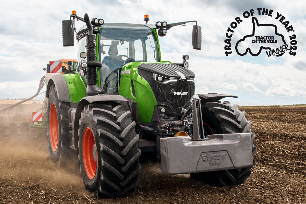 D&iacute;jeső a Fendt 700 Vario Gen7 sz&eacute;ri&aacute;nak