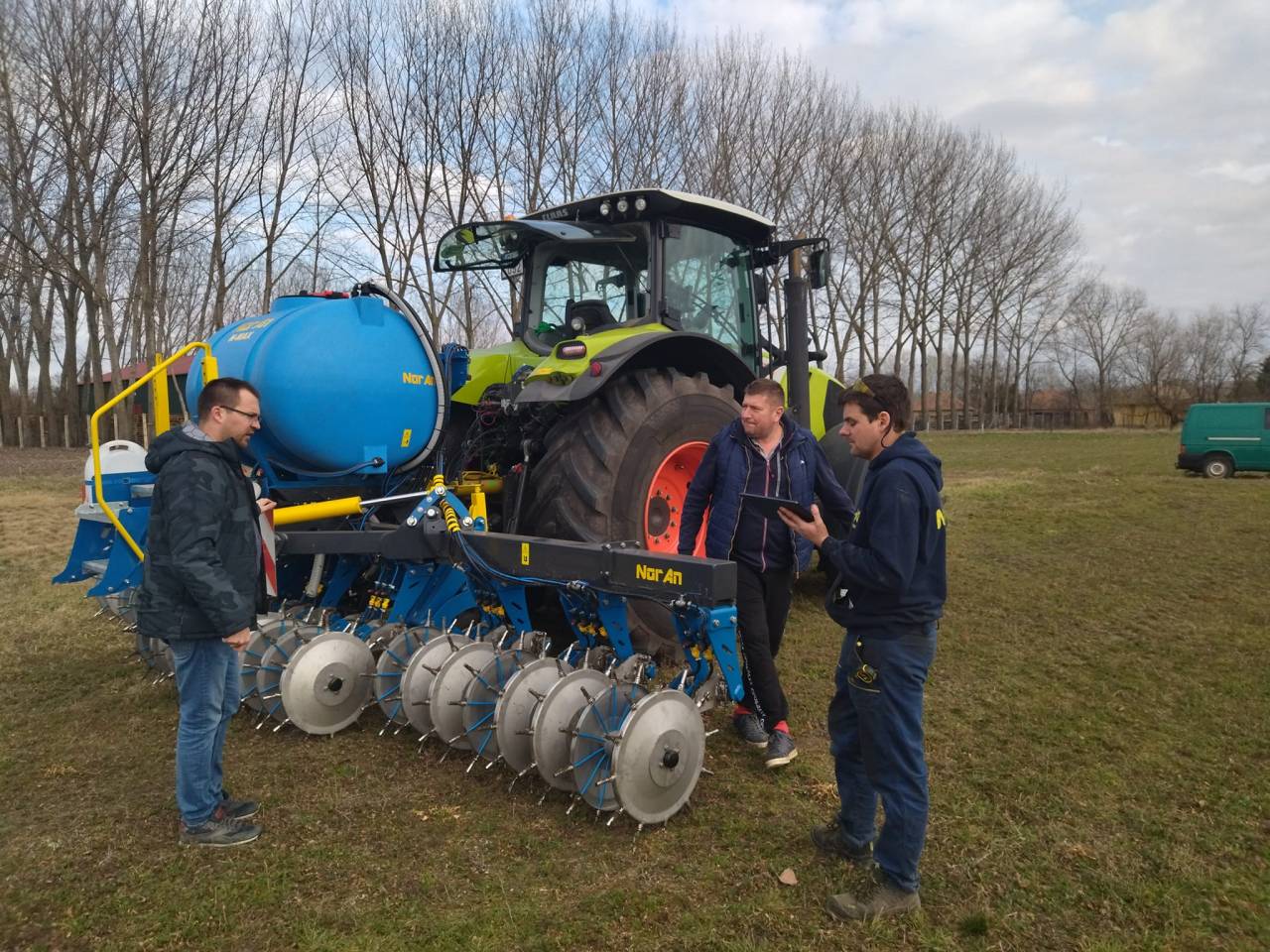 Magyar rajong&oacute;k leplezt&eacute;k le a leg&uacute;jabb hazai g&eacute;pet: itt a NorAn k&uuml;l&ouml;nleges foly&eacute;konyműtr&aacute;gya-injekt&aacute;l&oacute;ja