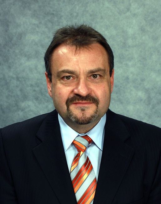 A gumiabroncs-v&aacute;laszt&aacute;s &eacute;vekre sz&oacute;l