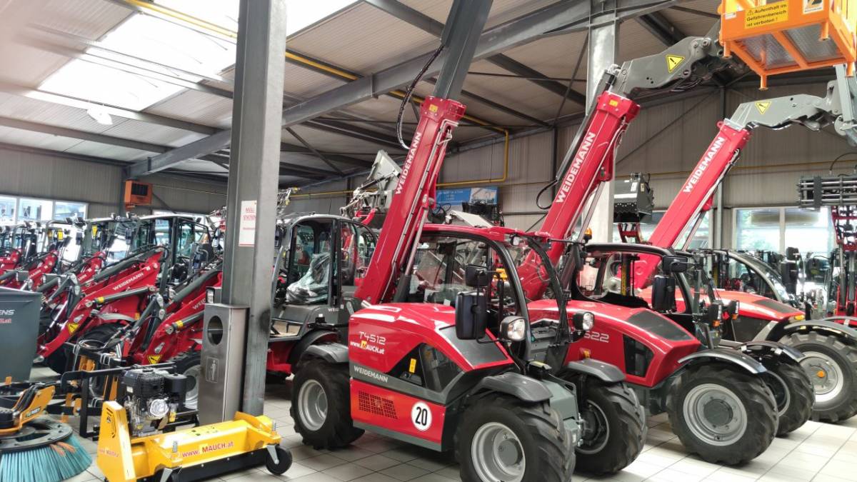 Ultramodern központot avatott a Mauch, a Weidemann rakodógépek hazai forgalmazója