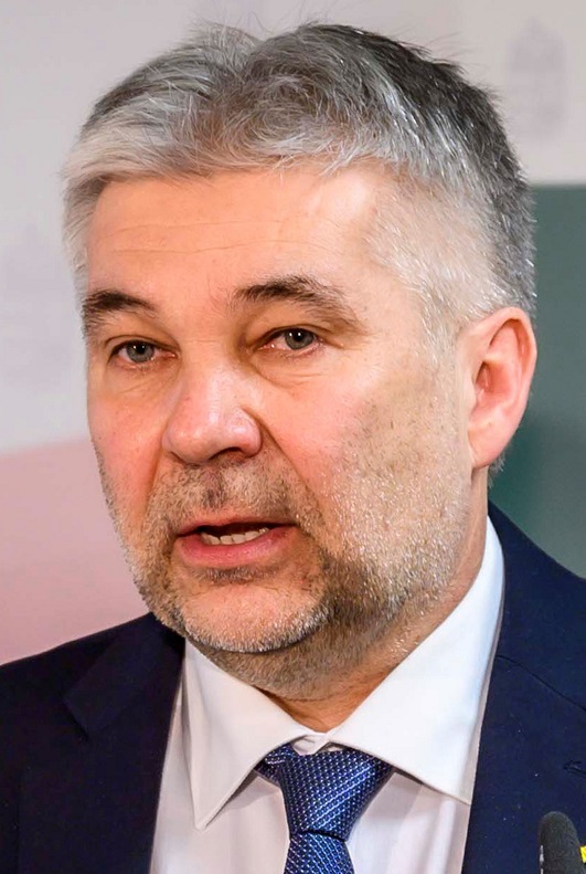 &Uacute;ton a m&eacute;hbar&aacute;t mezőgazdas&aacute;g fel&eacute;