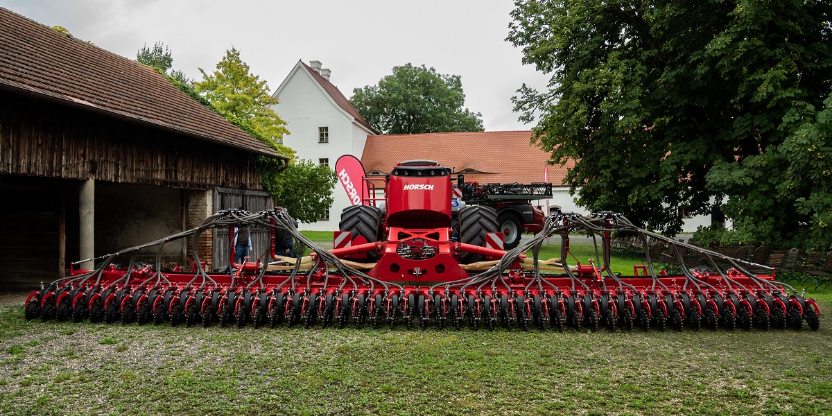 Agritechnika 2023. HORSCH &uacute;jdons&aacute;gok a ki&aacute;ll&iacute;t&aacute;sra