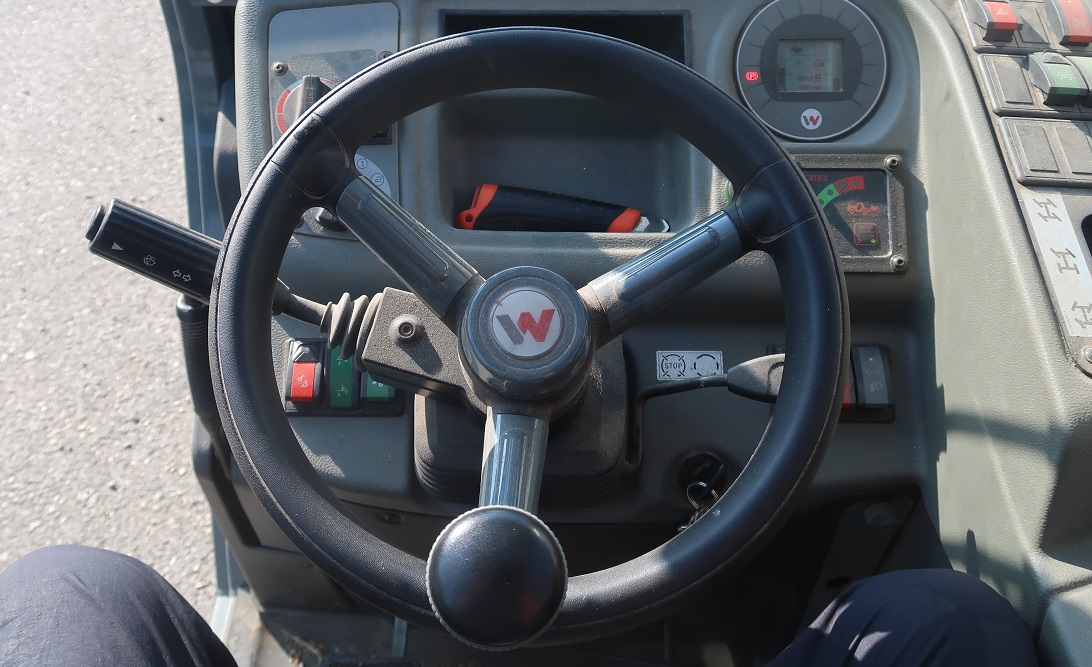 Weidemann T5522 &ndash; Kicsi, de erős rakod&oacute;g&eacute;p