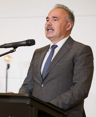 Nagy Istv&aacute;n: a sikeres agr&aacute;rtermel&eacute;s alap-ja a minős&eacute;gi vetőmag 