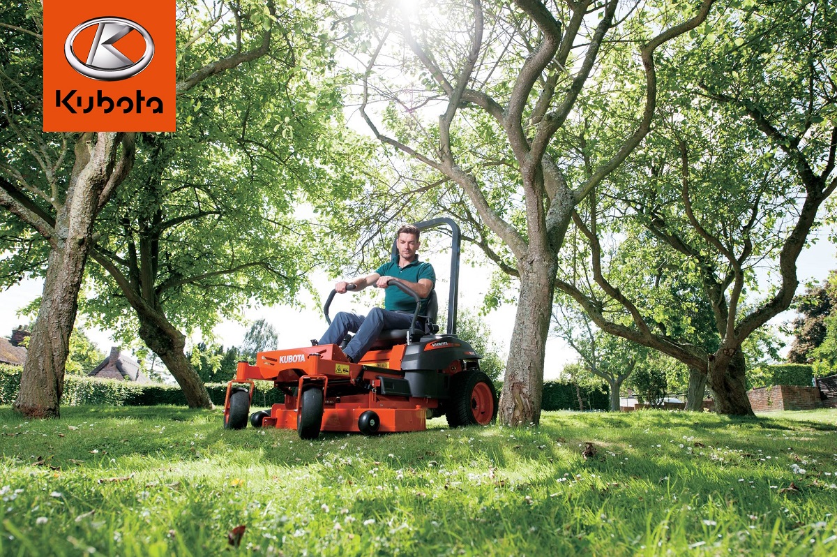 Kubota fűny&iacute;r&oacute;k: Jobb m&oacute;dszer a fűny&iacute;r&aacute;sra