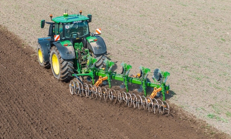 Az AMAZONE ek&eacute;k mostant&oacute;l integr&aacute;lt Furrow Press t&ouml;m&ouml;r&iacute;tőrendszerrel rendelkeznek 