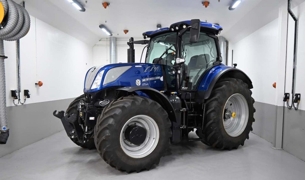 V&aacute;ltoz&aacute;sok a traktorok energiaell&aacute;t&aacute;s&aacute;ban (5.) &ndash; A New Holland g&aacute;zmotoros traktorai