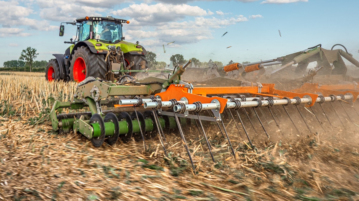 AMAZONE TopCut 12000-2T kombin&aacute;lt apr&iacute;t&oacute;henger