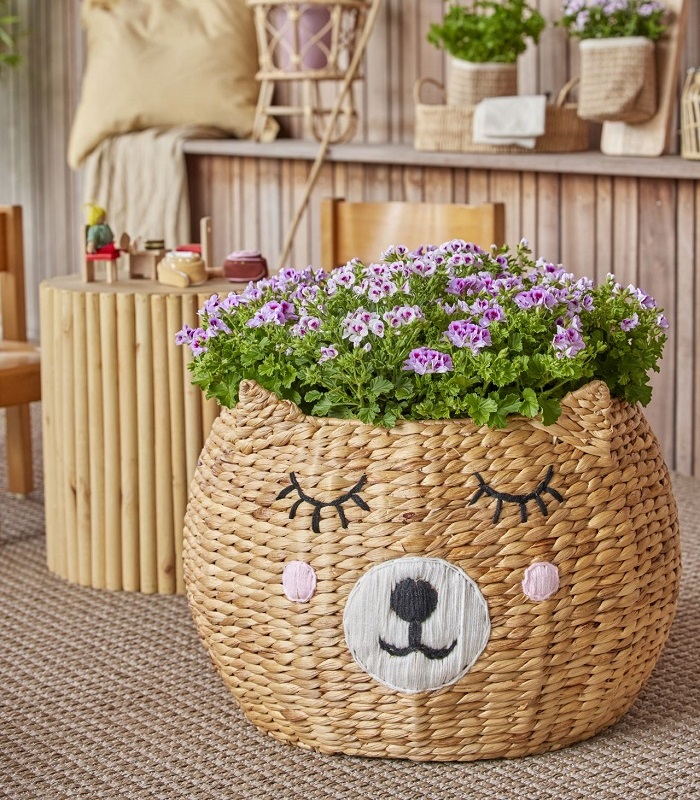 A kert&eacute;szked&eacute;s gyerekj&aacute;t&eacute;k, pl&aacute;ne gyermekeinkkel! &ndash; Vir&aacute;gz&oacute; csal&aacute;di otthon musk&aacute;tlival