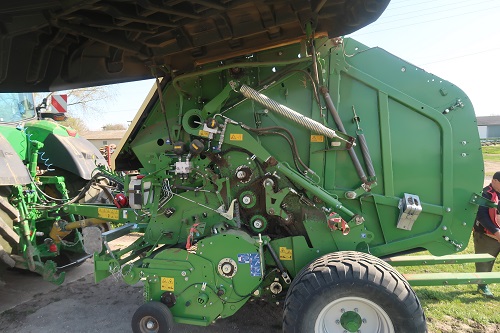 Bajnok k&ouml;rb&aacute;l&aacute;z&oacute; a KRONE VariPack 