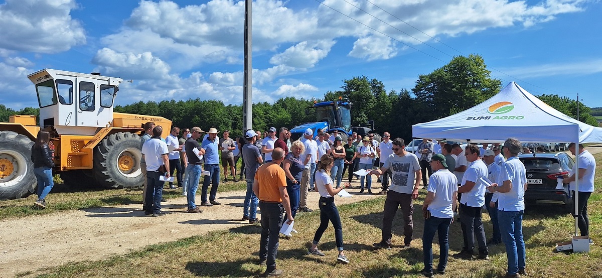 XIV. Sumiversitas &ndash; a hagyom&aacute;ny k&ouml;telez