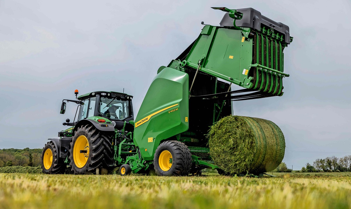 Fokozott teljesítmény, intelligens kapcsolat - A John Deere bemutatja a körbálázók következő generációját