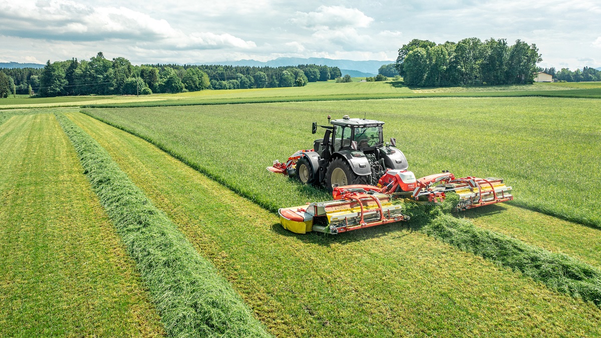 P&ouml;ttinger Novacat V 10000