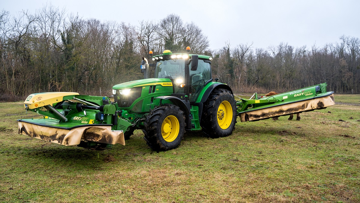 Gazdaszemmel a KRONE kasza &ndash; Hozza a pap&iacute;rform&aacute;t: ig&eacute;nyes &eacute;s minim&aacute;lis karbantart&aacute;ssal fut