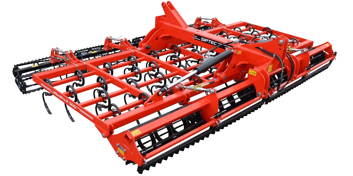 M&aacute;rkabőv&iacute;t&eacute;s, &uacute;j modellek a SZEG&Aacute;NA k&iacute;n&aacute;lat&aacute;ban